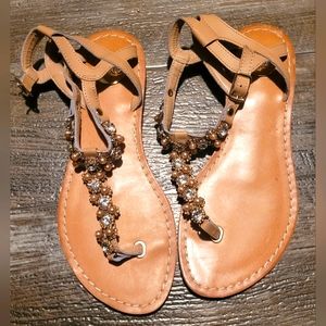 NWOT EXE' rhinestones and pearls Sandals Size 6
